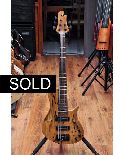 Meridian Mojo II 5 Andrés Rotmistrovsky Signature Briccola top